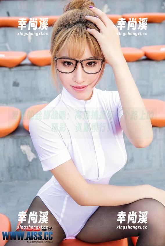 爱丝的丝脚战略：高清捕捉每一个路上的精彩，资源横行！