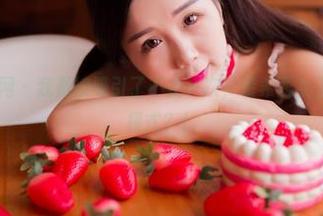 GIRLT果团网 - 我是被吸引了不止一次，裴希西女王合集是洗脑模式？！