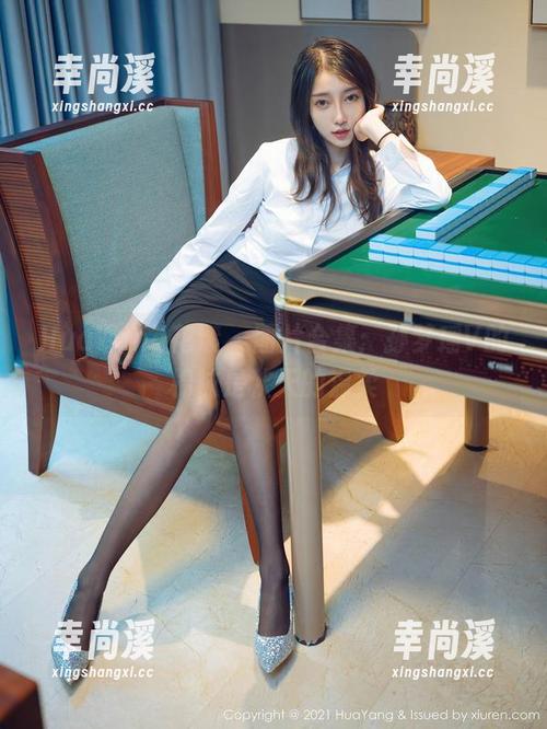 HuaYang花漾 - 图片合集：孙梦瑶V的棉袜是秋天的温柔