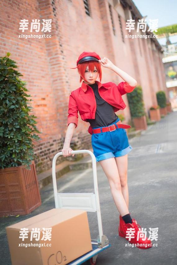 小鸟游六花变身兔女郎，Kitaro_绮太郎的写真让我开始想吃胡萝卜了