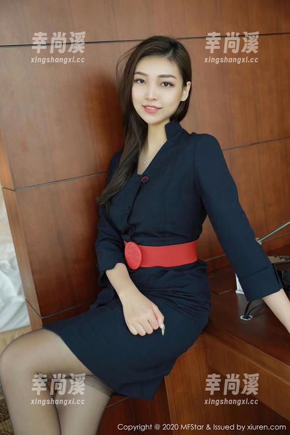 MFStar模范学院 - 李颖煊baby最新写真：美足环绕，绝对让你目不转睛。