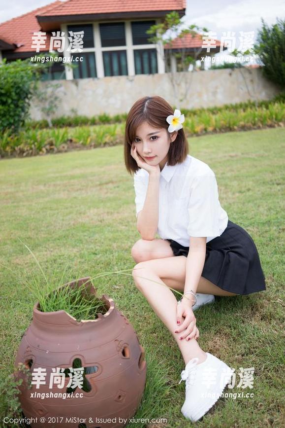 MiStar魅妍社 - 不可思议的壁纸选择：虽然是丽Yovi的少女写真，但觉得更像是梦里的风景！