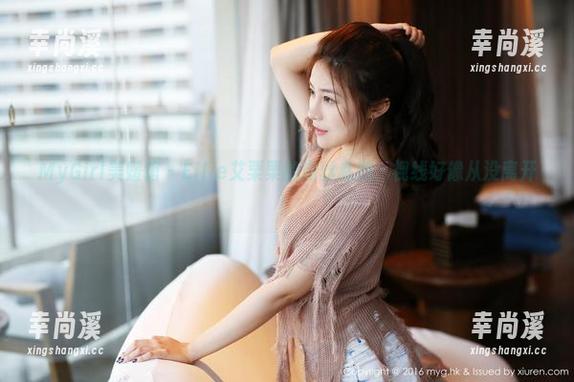 MyGirl美媛馆 - Ellie艾栗栗的肉丝私拍，视线好像从没离开！