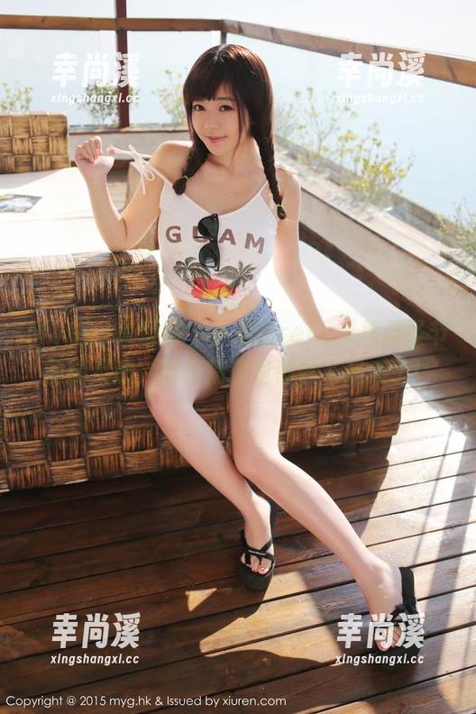 MyGirl美媛馆 - 小海臀rena带着万圣节的精灵感，图库精选里都快飞起来了！