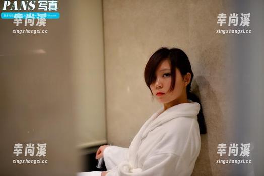 PANS写真 - 棉袜和安安的全套写真，你能抗拒这种“软萌”吗？