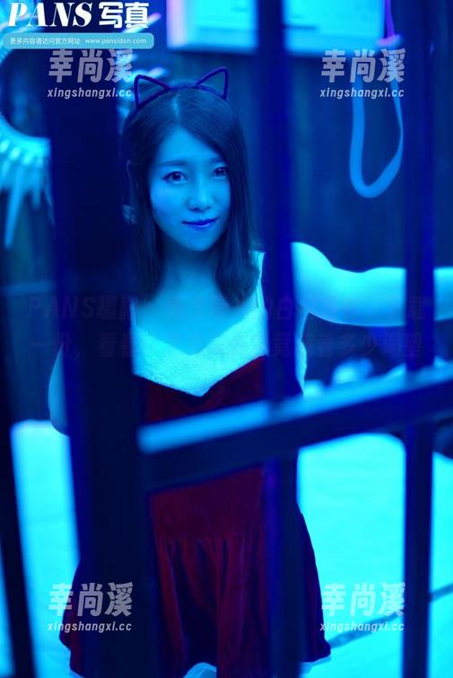 PANS摄影 - 雅文带来的白色写真，下载一份，看看你灵魂深处究竟藏着多少渴望。