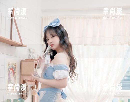 Sia(시아)拍的白丝写真太好看，都是免费的结果！
