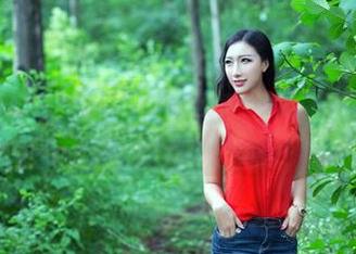 TuiGirl推女郎 - 高清合集里的李丽莎：透明到让你忍不住想扑过去试试！