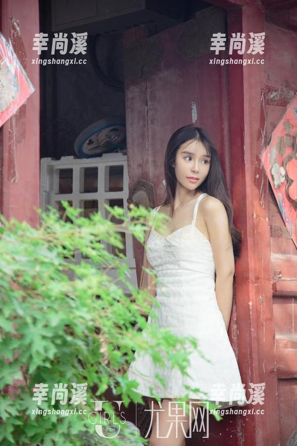 UGirls尤果网 - 美图来啦，尤菲儿镂空照片，脑海中跑出一套我想织的花边…