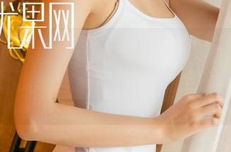 UGirls尤果网 - 曼妮儿的花嫁写真：婚纱裙摆扫到我的心，结果还是卡在现实门口。