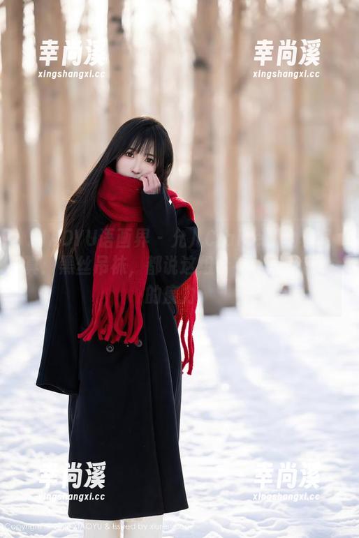 XIAOYU语画界 - 允儿Claire的全套写真：黑丝吊袜，都说这组合有种难以言喻的魔力。