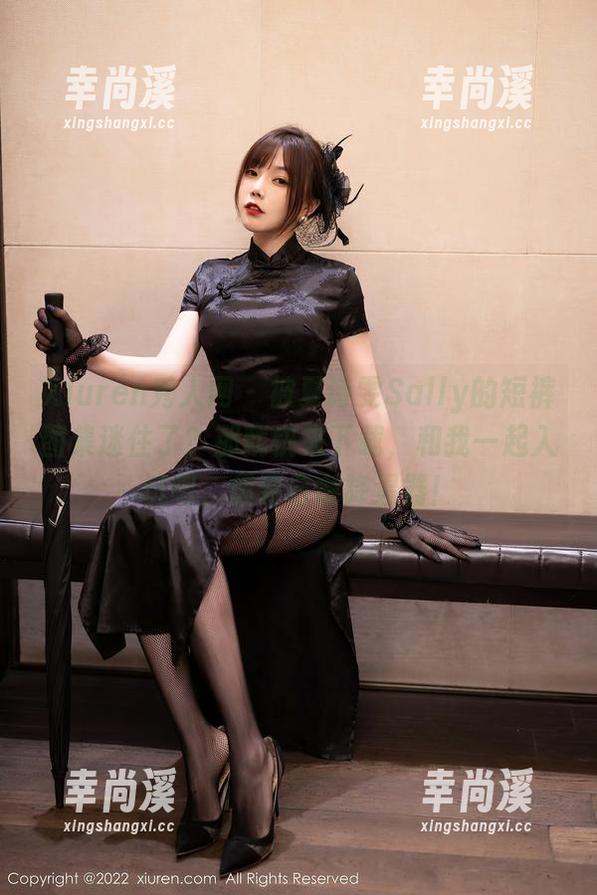 Xiuren秀人网 - 被夏诗雯Sally的短裤图集迷住了？那就快来下载，和我一起入坑吧，但要自备降温器！
