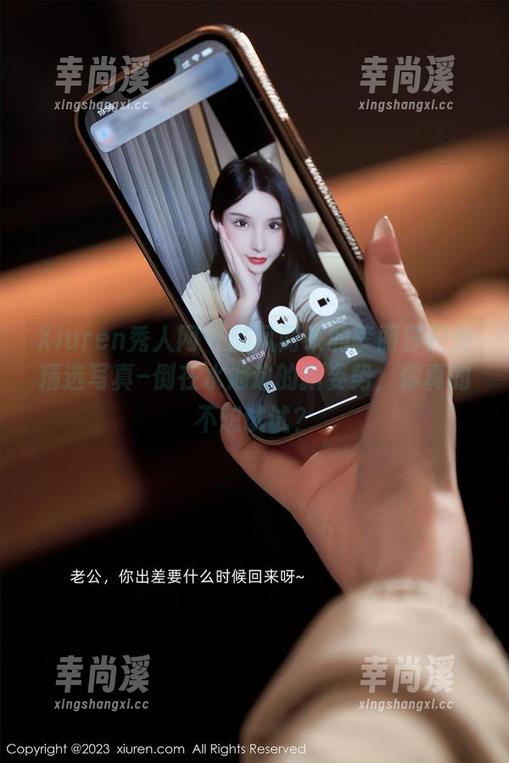 Xiuren秀人网 - 随风而来的李丽莎户外精选写真–倒在水池边的新姿势，你真的不想试试？