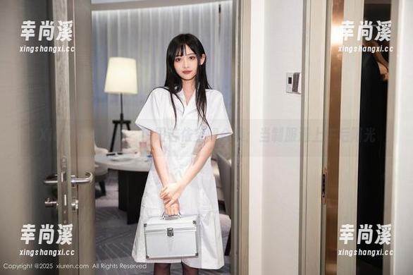 Xiuren秀人网 - 欧阳若依空姐合集：当制服遇上午后阳光