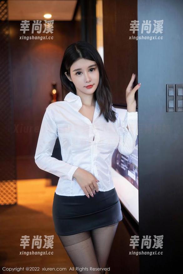 Xiuren秀人网 - 婚纱下的猫咪巨臀妹妹—图集里有种说不清的美