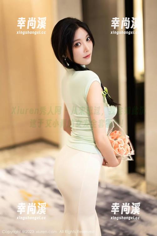 Xiuren秀人网 - 从未想过，我会如此沉迷于艾小青的女友全套图包！