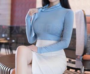 Xiuren秀人网 - 夏日炎炎，蛋蛋宝带你跳进那个图册，感觉就像在大海里飘着