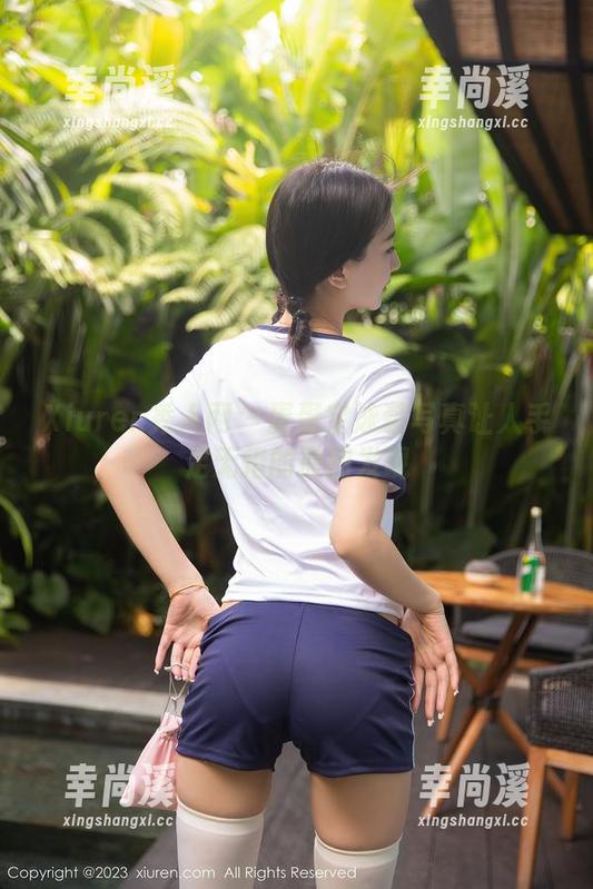Xiuren秀人网 - 蛋蛋宝泳装写真让人手足无措的原图发现