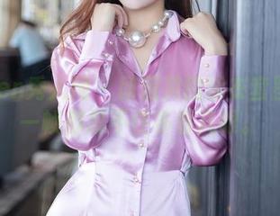 Xiuren秀人网 - 邱淑贝的泳衣套图：每一帧都忍不住多看几眼。