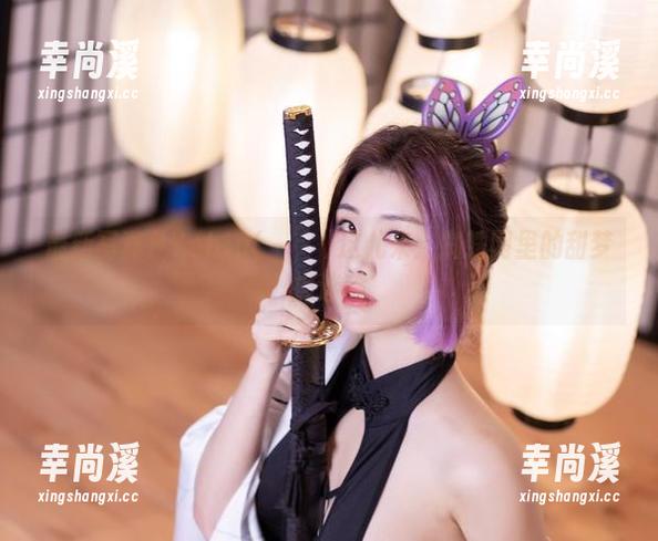 最新写真从Yebin(전예빈)这儿来：蜘蛛网里的甜梦捉迷藏