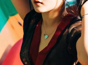 最新内容来了，Zia(지아)修女的图集，她的“别致”爱好值得一看。
