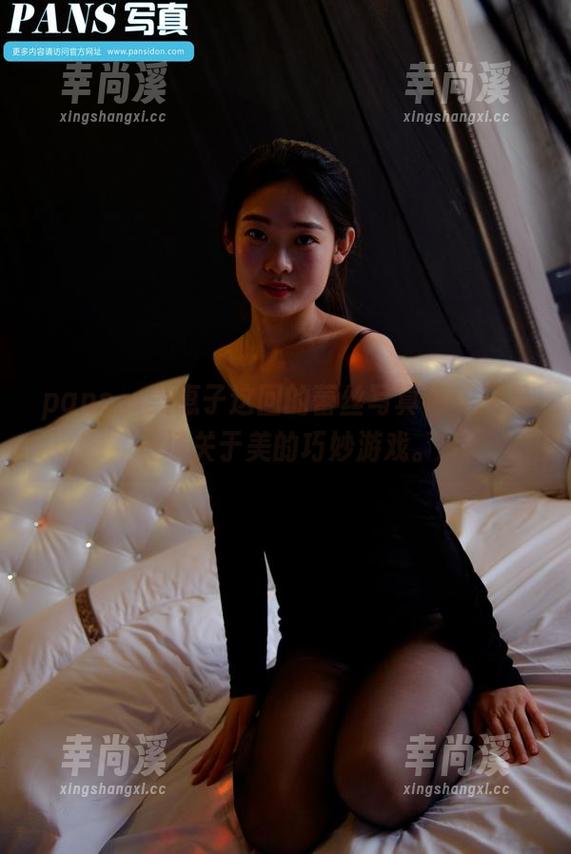 pans - 美惠子这回的蕾丝写真集，又是一场关于美的巧妙游戏。
