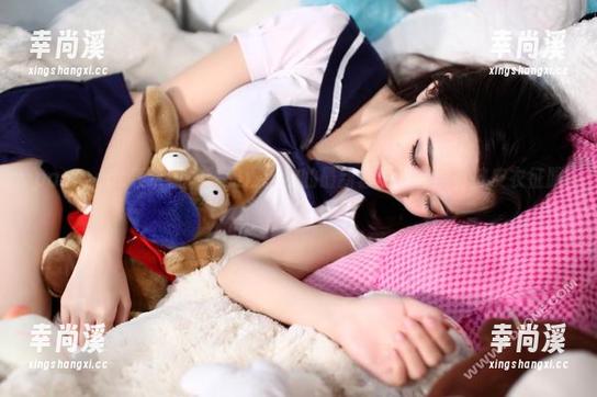 partycat轰趴猫 - 陈雅漫这次的最新套图，有没有被皮衣征服呀？