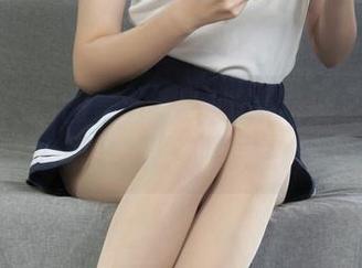丽柜 - 精选图集分享：晴晴与丽柜的经典回顾——你根本想不到她的衣柜有多忙！