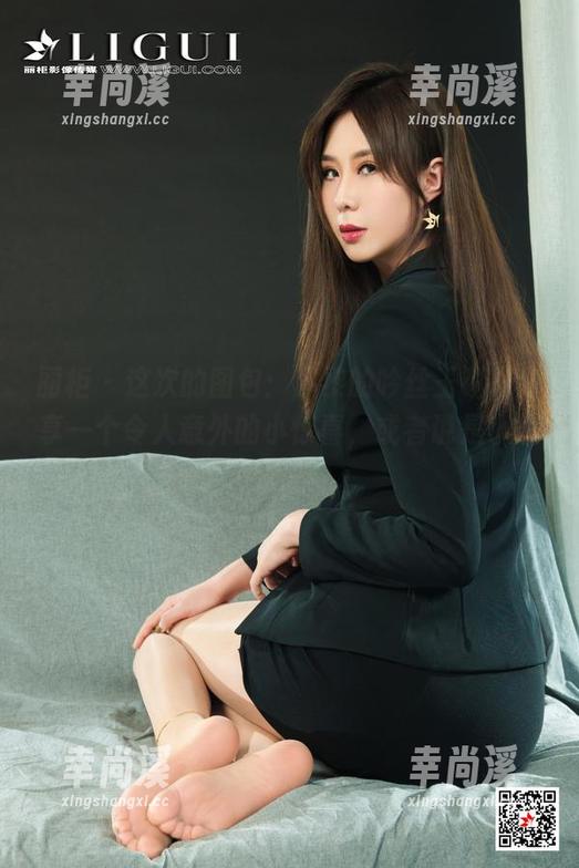 丽柜 - 这次的图包：苏黎的吟丝玉锁，分享一个令人意外的小惊喜，或者说是小尴尬？