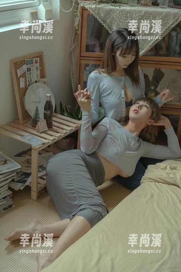 精选黑丝套图，云溪溪的每一帧都在挑战我内心的小火花。