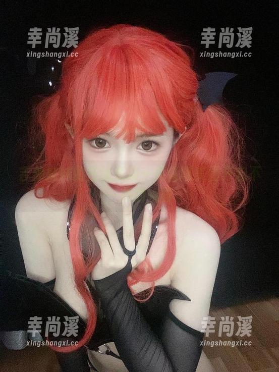 吉他妹妹的在线表演—倦倦喵美图开启不一样的视界