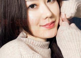 克拉女神 - 依娜丝的黑丝作品集，高清回归，谁能不侧目？