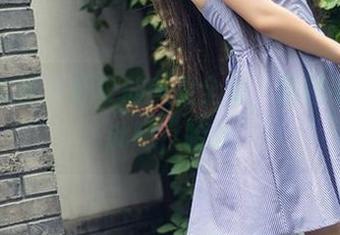 头条女神 - 乔安的美足全集，原图不过如此吧，哈哈