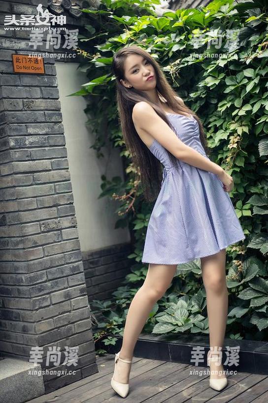 头条女神 - 乔安的美足全集，原图不过如此吧，哈哈