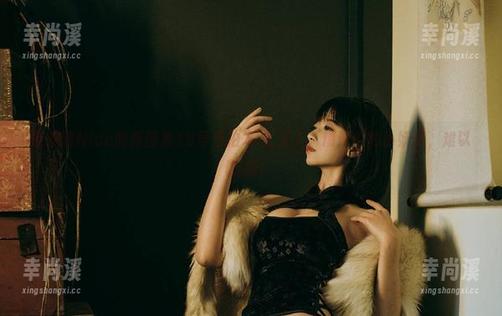 奈汐酱Nice 奈汐酱Nice的新图集18号自拍本-红夫人,精选中的小妖精,难以抗拒!