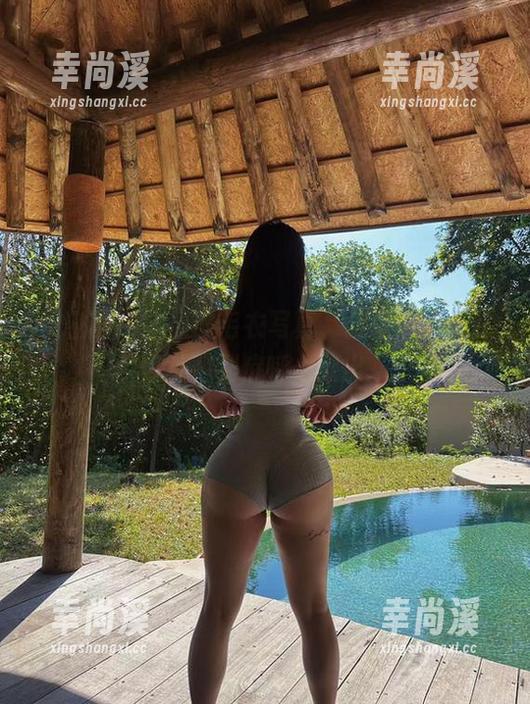 微密圈 - 宋昱欣毛衣写真，合集中的恰到好处，到底呼之欲出。