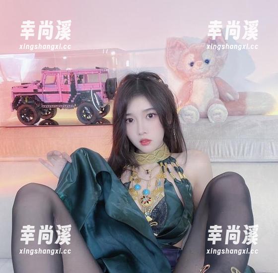 小小奶瓶儿的造型，网袜美图，让人忍不住要收藏资源。
