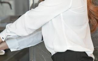 尤果网 - 谭晓彤最新写真集：女神？真的是被捧高了吧！