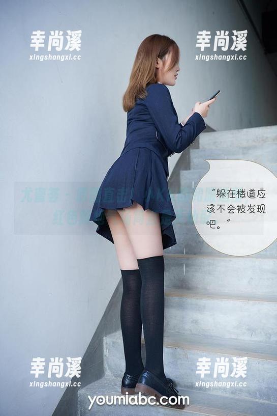 尤蜜荟 - 原图直击！小KK的和服造型，红色跟她气场简直是天仙配。