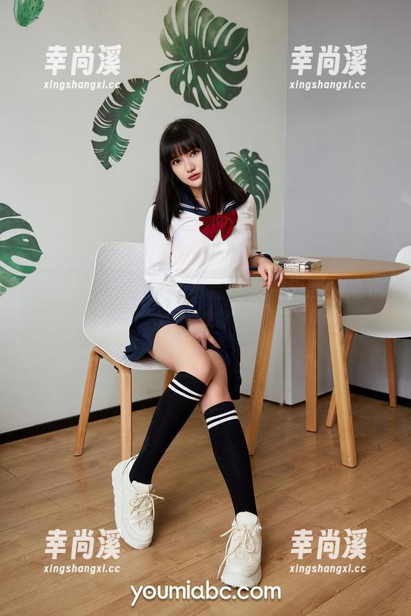 尤蜜荟-菲儿 尤蜜荟 - 菲儿的透明套图,难道我的心也被看穿了?