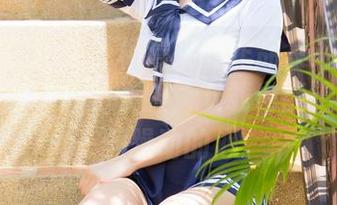 推女神 - 粉色？杨漫妮的作品集让我有点想买一套粉色的衣服，下载也能治愈我这一颗躁动的心。