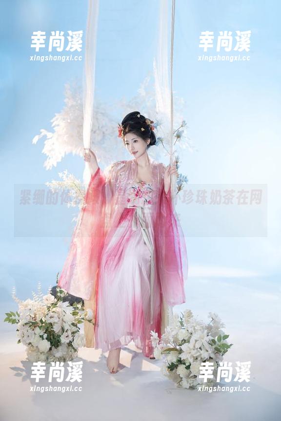 紧绷的体操服，星澜想来杯珍珠奶茶在网盘上扑面而来