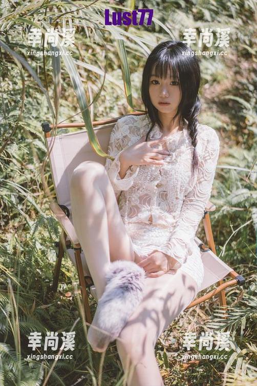 免费开放！柒柒要乖哦的JK作品，你会发现原来“桌子后面”真有春天！