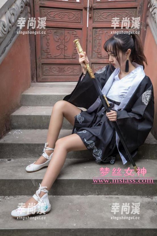 梦丝女神-刘佳 梦丝女神 - 在刘佳全套丝袜腿图集中,我的欣赏能力一度被提升,不造只属于她的。