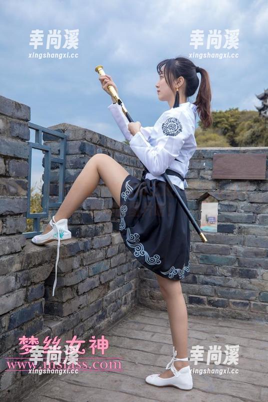 梦丝女神 - 晓晓的定制之旅：蕾丝与几许逗趣的图片哈！