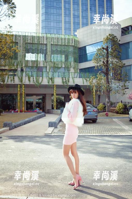 爱蜜社-若彤boomboom 爱蜜社 - “若彤boomboom女王的逆袭:这太美了,至于其他人…呃,先不提了”——图片合集