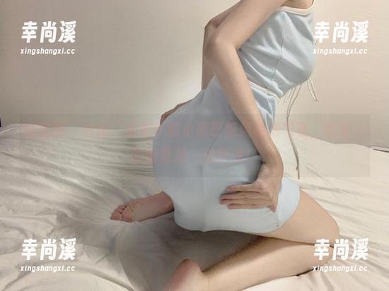 相扑猫 微密圈 - 私拍:看相扑猫小尾巴如何松弛气氛,喵星人的幽默感一触即发!