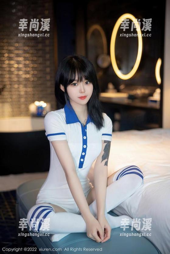 秀人网 - 不只是空姐，Olivia童安琪这组图集让你见识一下高级机舱风情