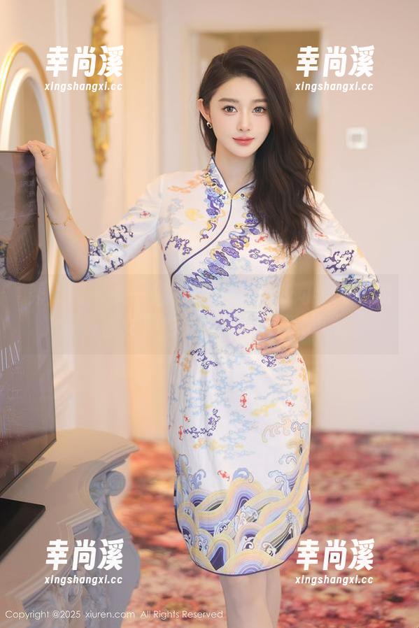 秀人网 - 来一波欣赏！古月小同学的私房图集，女神也会显得平易近人哦。