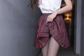秀人网 - 图片里的小果冻儿，丝袜美腿忧郁又迷人，无圣光才更带感